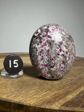 Load image into Gallery viewer, Ruby in Albite Palm Stone from India