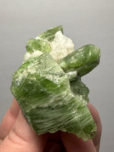 Load image into Gallery viewer, Electric Green Diopside on Quartz – Collector Mineral Specimen (Gilgit-Baltistan) Pakistan
