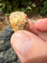 Load image into Gallery viewer, High-Grade Parallax Banded Laguna Agate – Bright Red & Yellow Crystal from Mexico