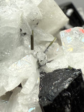 Load image into Gallery viewer, Dark Green Cap Stak Nala Tourmaline with Cleavelandite Matrix – Haramosh Mountains, Pakistan