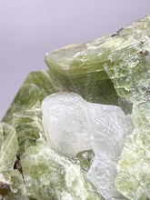 Load image into Gallery viewer, Electric Green Diopside on Quartz – Collector Mineral Specimen (Gilgit-Baltistan) Pakistan