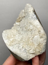 Load image into Gallery viewer, 4” Clear Druzy Apophyllite on Champagne Heulandite – Deccan Traps Zeolite Cluster | Maharashtra, India