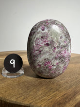 Load image into Gallery viewer, Ruby in Albite Palm Stone from India