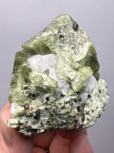 Load image into Gallery viewer, Electric Green Diopside on Quartz – Collector Mineral Specimen (Gilgit-Baltistan) Pakistan
