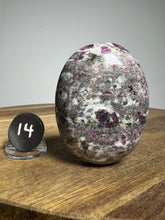 Load image into Gallery viewer, Ruby in Albite Palm Stone from India