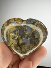 Load image into Gallery viewer, Cobra Jasper Puff Heart from India • High Grade