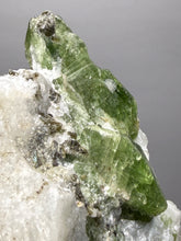 Load image into Gallery viewer, Electric Green Diopside on Quartz – Collector Mineral Specimen (Gilgit-Baltistan) Pakistan