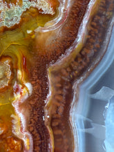 Load image into Gallery viewer, High-Grade Turkish Agate with Botryoidal Chalcedony Vug – Rare Collector’s Gem