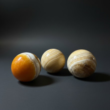 Load image into Gallery viewer, SPHERE | Yellow Banded Calcite
