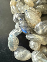 Load image into Gallery viewer, BRACELET Labradorite - Nugget