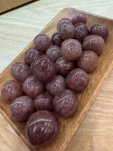 Load image into Gallery viewer, TUMBLE - Strawberry Quartz - MED