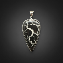 Load image into Gallery viewer, PENDANT | Spider Septarian | 925 Silver Plated
