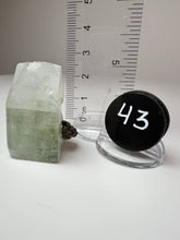 Load image into Gallery viewer, Zeolites from Maharashtra, India • High Grade
