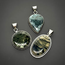 Load image into Gallery viewer, PENDANT | Moss Agate | 925 Silver Plated
