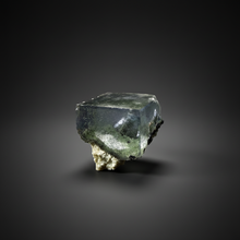 Load image into Gallery viewer, Cubic Fluorite Crystal Thumbnail Specimen | Chashan Mine, Chenzhou, Hunan, China
