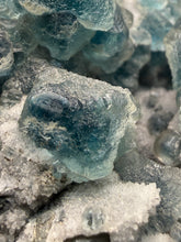 Load image into Gallery viewer, Premium Natural Blue Fluorite on Quartz Matrix

Collector Mineral Specimen – Inner Mongolia, China

Xianghualing Mine, Hunan Province, China
