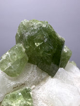 Load image into Gallery viewer, Electric Green Diopside on Quartz – Collector Mineral Specimen (Gilgit-Baltistan) Pakistan
