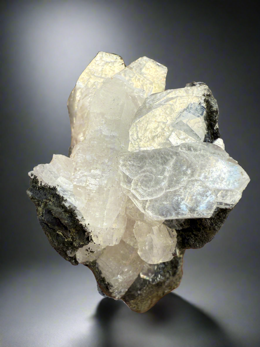 Pearl Heulandite Cluster • Maharashtra, India