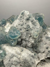 Load image into Gallery viewer, Premium Natural Blue Fluorite on Quartz Matrix

Collector Mineral Specimen – Inner Mongolia, China

Xianghualing Mine, Hunan Province, China
