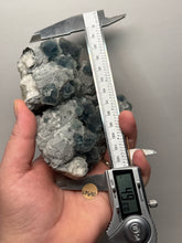 Load image into Gallery viewer, Premium Natural Blue Fluorite on Quartz Matrix

Collector Mineral Specimen – Inner Mongolia, China

Xianghualing Mine, Hunan Province, China
