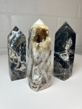 Load image into Gallery viewer, Druzy Sphalerite Tower
