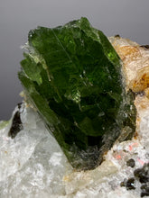 Load image into Gallery viewer, Electric Green Diopside on Quartz – Collector Mineral Specimen (Gilgit-Baltistan) Pakistan
