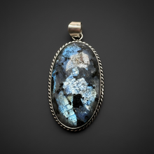 Load image into Gallery viewer, PENDANT | Larvikite | 925 Silver Plated
