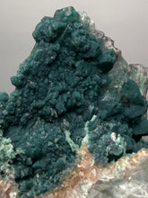 Load image into Gallery viewer, Green Heulandite &amp; Pink Apophyllite | Deccan Traps, Maharashtra, India
