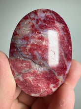 Load image into Gallery viewer, Red Moonstone from Sri Lanka
