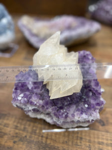 Optical Scalenohedral Calcite on Amethyst from San Eugenio Artigas Dept., Uruguay