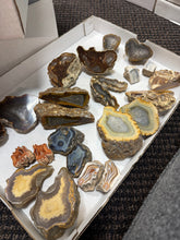 Load image into Gallery viewer, AGATE | Sumatra Agate Polished Half
