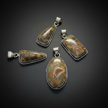 Load image into Gallery viewer, PENDANT | Ajooba Jasper (Fruit Jasper) | 925 Silver Plated
