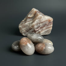 Load image into Gallery viewer, TUMBLE Thousand Layer Quartz MED/LG
