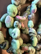 Load image into Gallery viewer, BRACELET Ruby in Zoisite - Nugget

