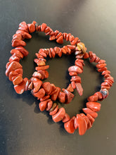 Load image into Gallery viewer, BRACELET Red Jasper - Chip
