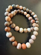 Load image into Gallery viewer, BRACELET Petrified Wood - MED 8MM Beads
