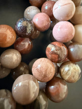 Load image into Gallery viewer, BRACELET Petrified Wood - MED 8MM Beads
