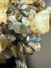Load image into Gallery viewer, BRACELET | Labradorite | Chip
