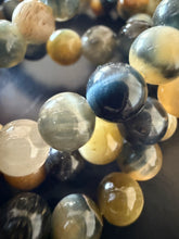 Load image into Gallery viewer, BRACELET Dream Tiger Eye - 6MM

