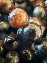Load image into Gallery viewer, BRACELET | Phlogopite | 8MM
