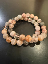 Load image into Gallery viewer, BRACELET Thousand Layer Quartz - 10MM
