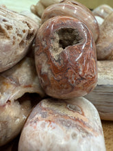 Load image into Gallery viewer, Tumbled - Sweater Lace Agate from Indonesia - XL

