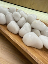 Load image into Gallery viewer, TUMBLE Snow (Milky) Quartz SM/MED
