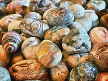 Load image into Gallery viewer, Tumbled - Sweater Lace Agate from Indonesia - XL
